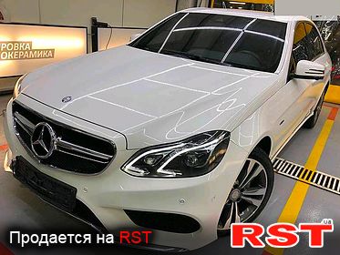 MERCEDES E-Class
