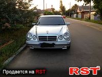 MERCEDES E-Class