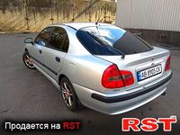 MITSUBISHI Carisma