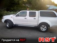 NISSAN NP300