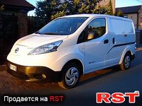 NISSAN NV200