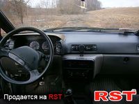 NISSAN Prairie