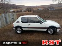PEUGEOT 205