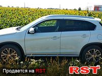 PEUGEOT 4008