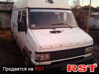 PEUGEOT J5