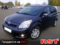TOYOTA Corolla Verso