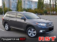 TOYOTA Highlander