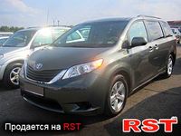 TOYOTA Sienna