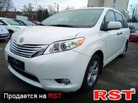 TOYOTA Sienna