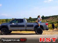 TOYOTA Tundra