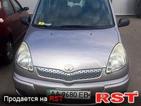 TOYOTA Yaris Verso